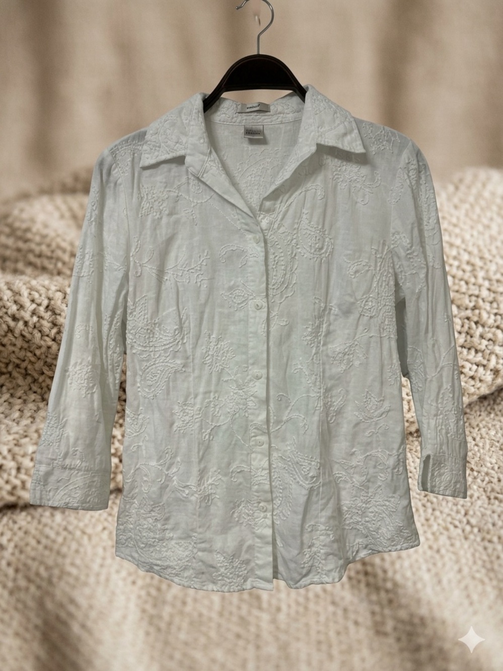 Vintage Edward Linen White Embroidered Button-Front Women's Top